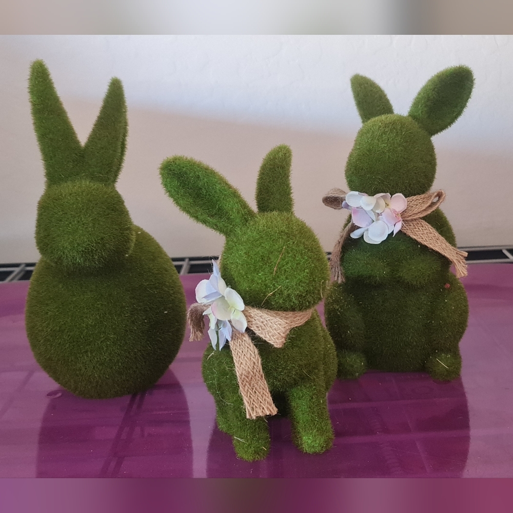 Green Fuzzy Bunny Decor Easter Spring Charming Set/3 EUC